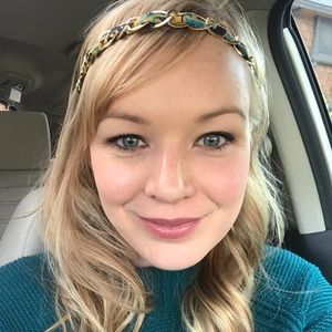 Meet your Posher, Holly